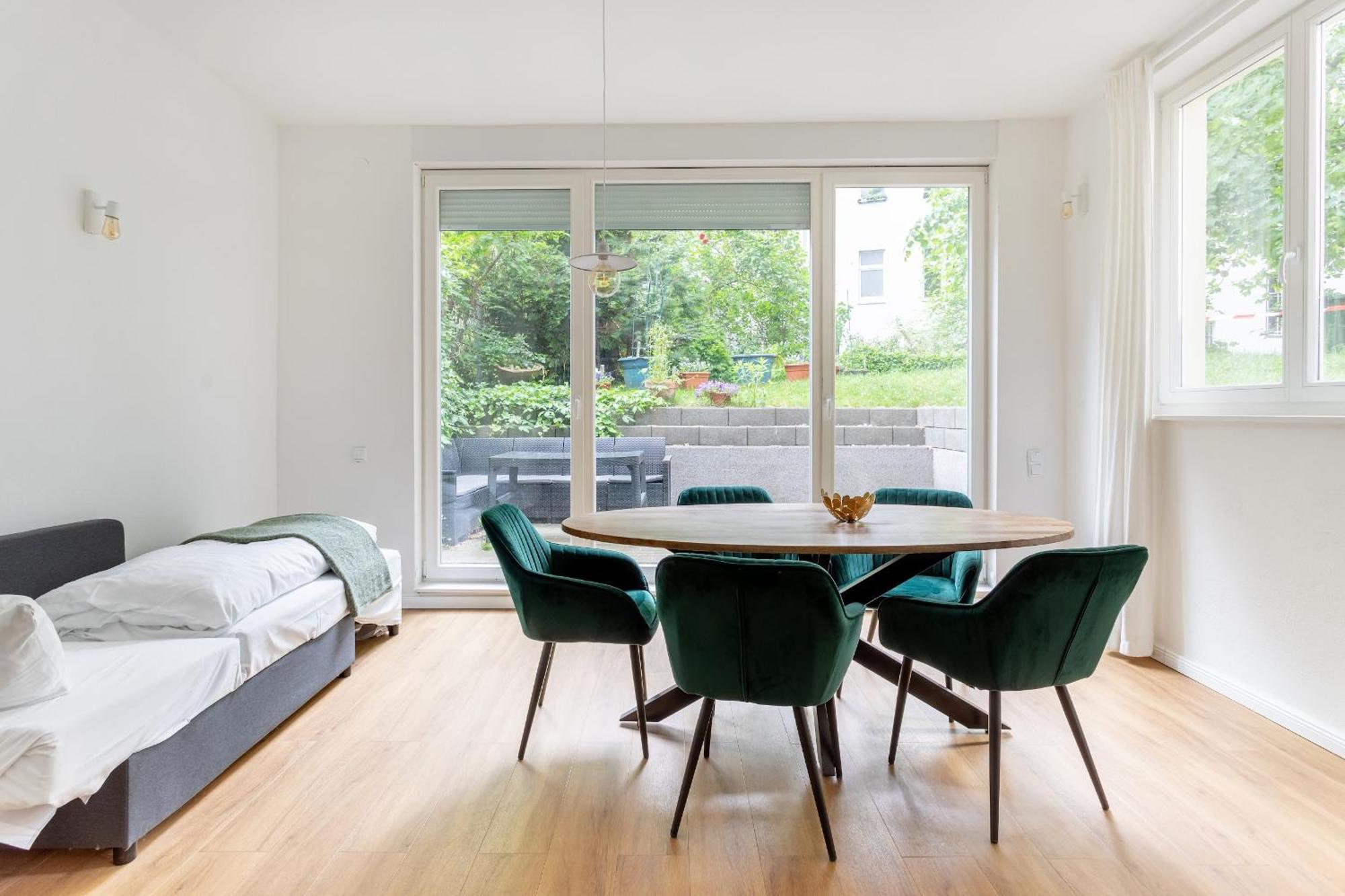 Global Living - Design Apartment I Central I Beamer I Kitchen I Terrace I Berlin Kültér fotó
