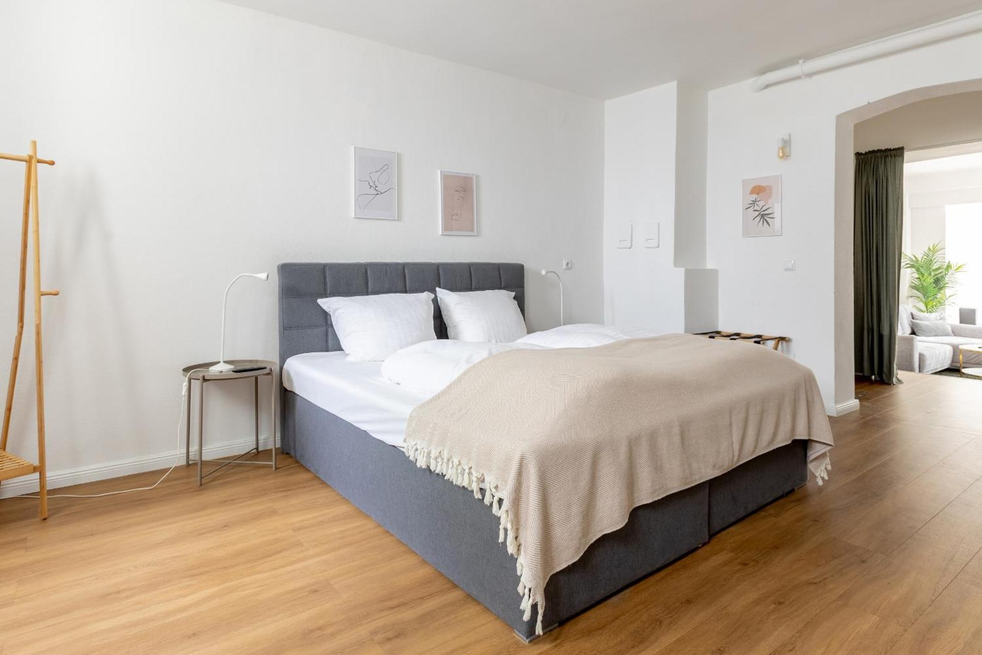 Global Living - Design Apartment I Central I Beamer I Kitchen I Terrace I Berlin Kültér fotó